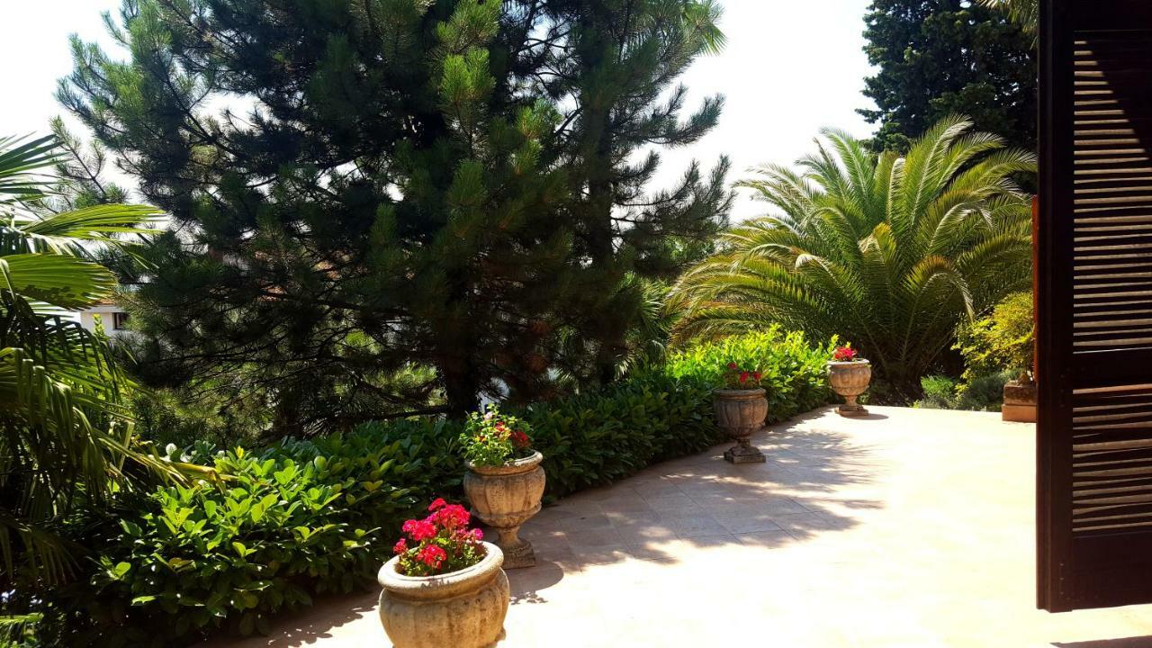 Josephine'S Garden Apartment Опатия Екстериор снимка